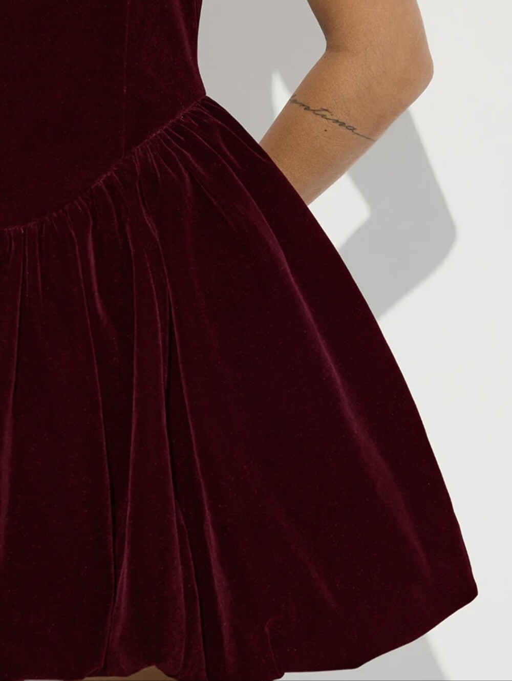 Commense Mini Velvet Bubble Dress Sleeveless Burgundy S NWT - Picture 4 of 5
